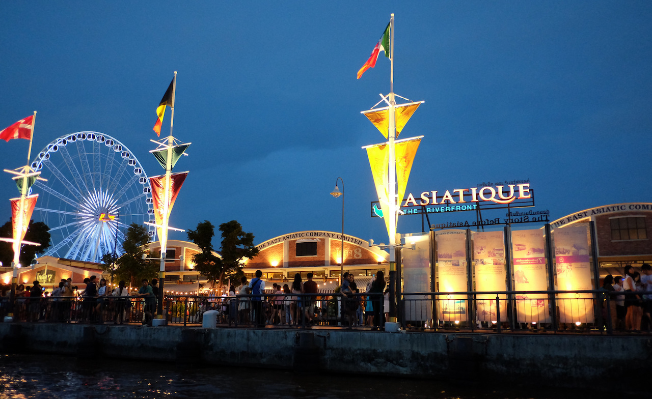 Asiatique the Riverfront lifestyle complex