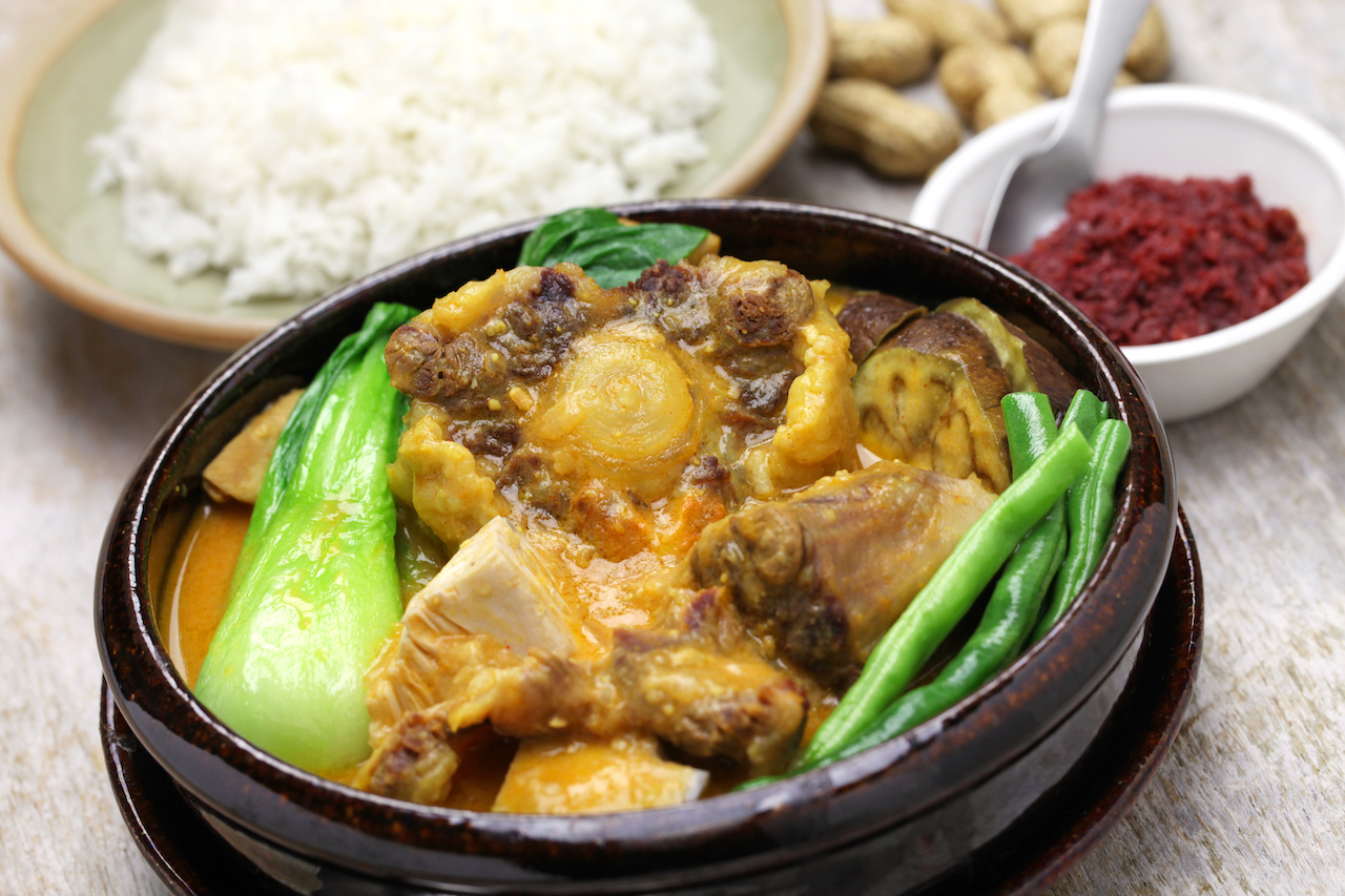 kare kare, filipino oxtail stew