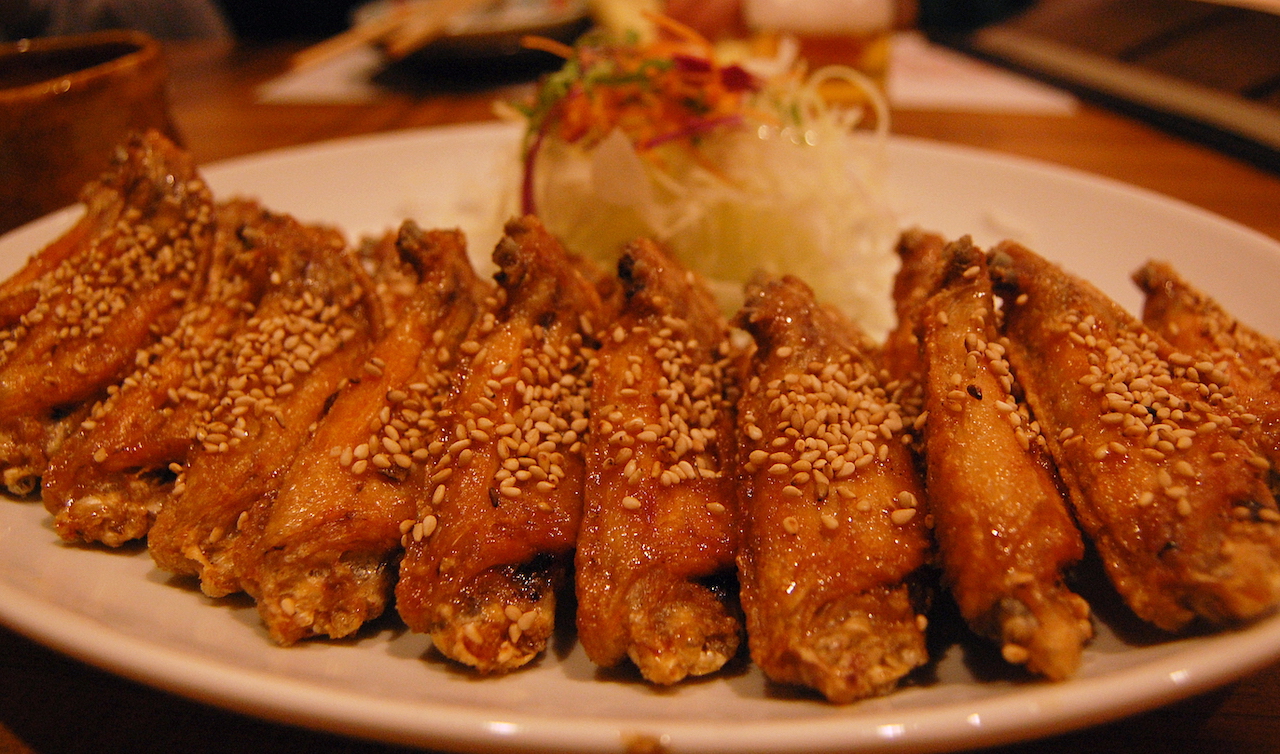 Nagoya style deep-fried chicken wings
