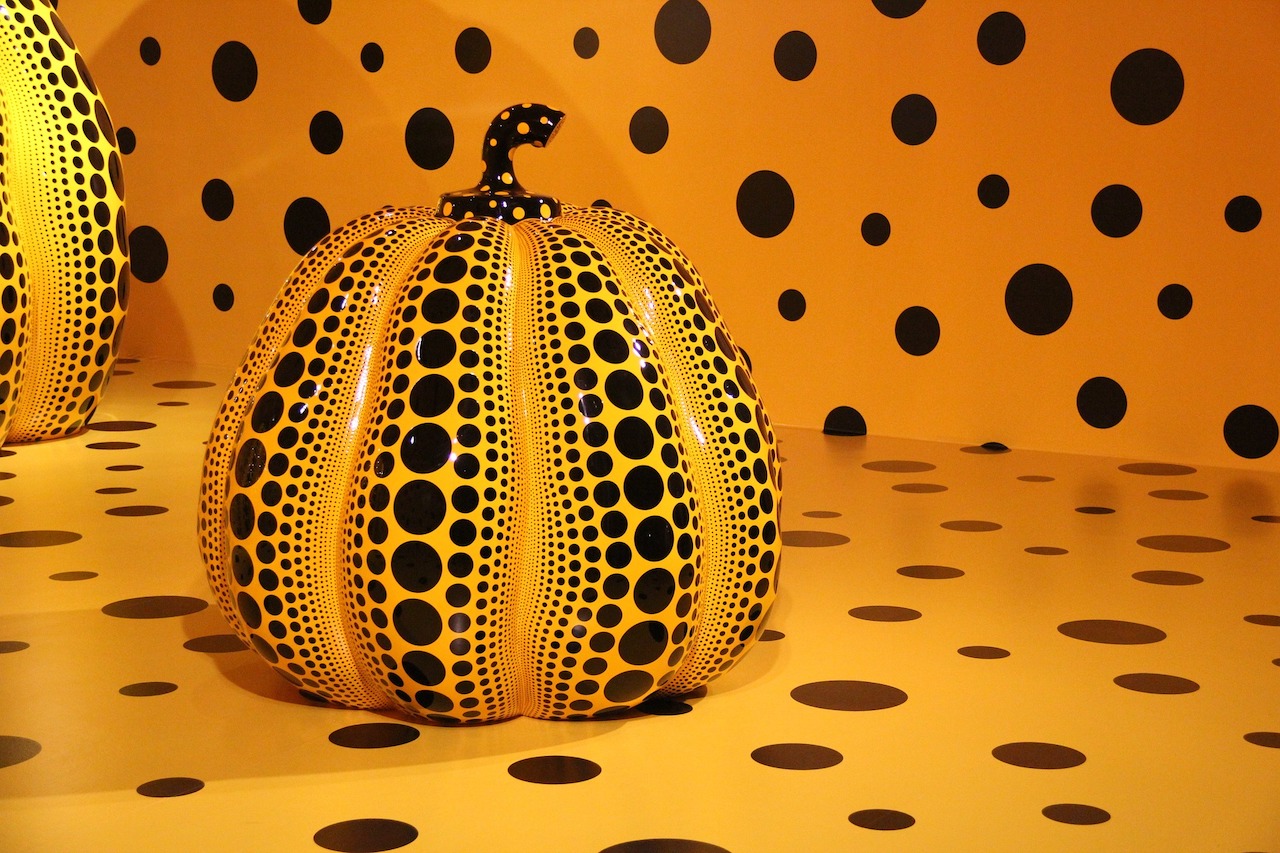 Yayoi Kusama big yellow pumpkin